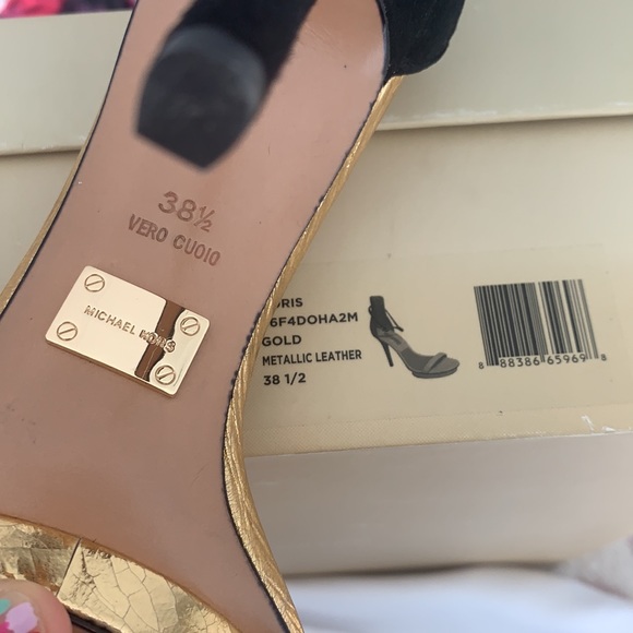 Michael Kors Cracked Metallic Leather And Suede Sandals sold T - Picture 12 of 13